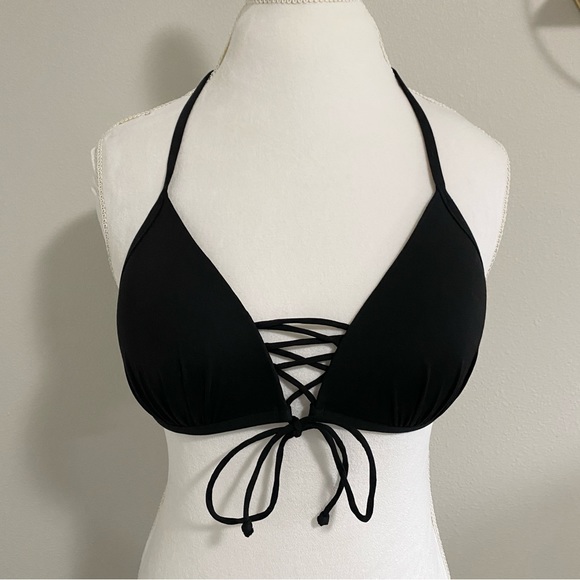 H&M Black Triangle Bikini Top - Picture 1 of 5